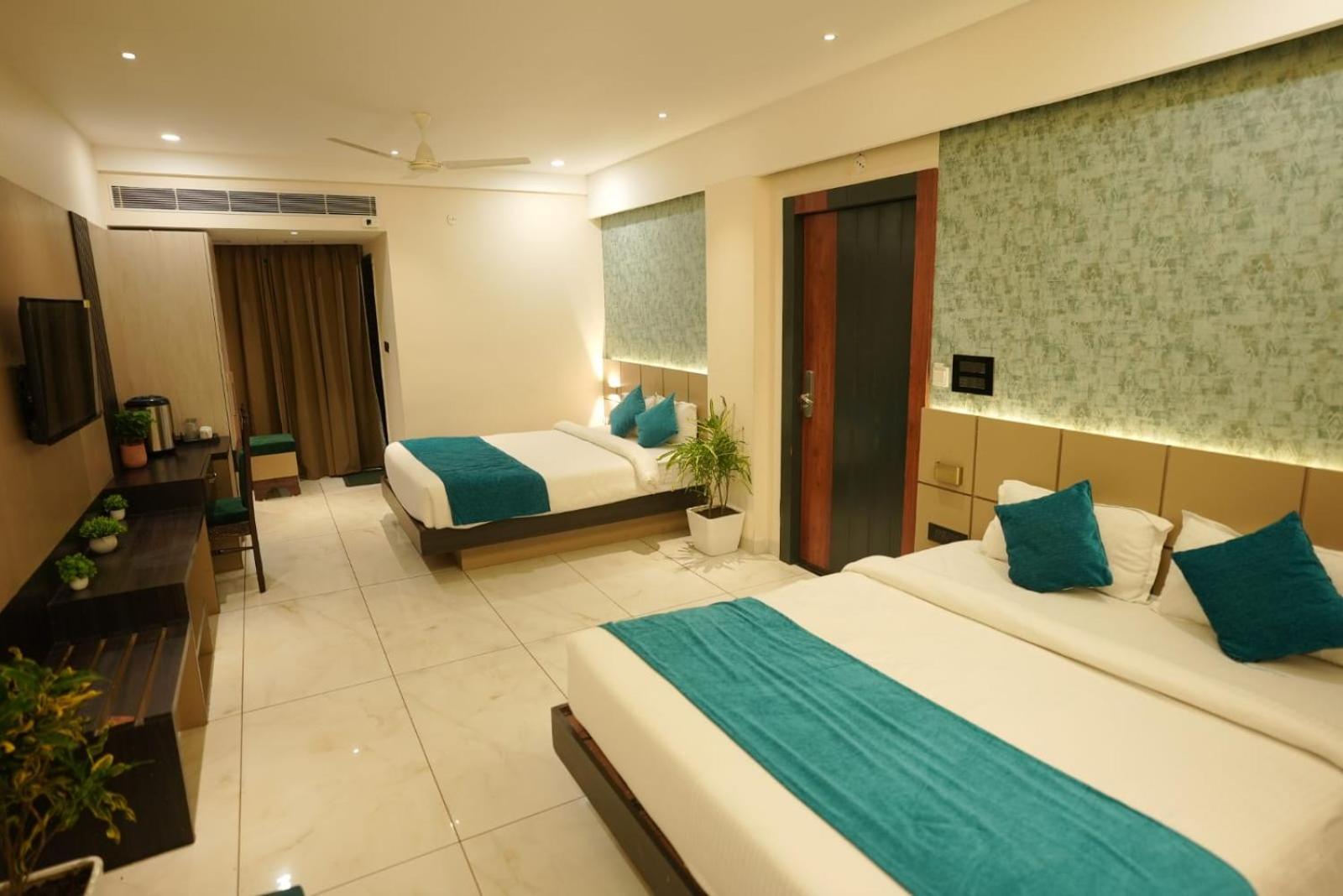 Palak Palace Hotels And Resort Бхопал Экстерьер фото