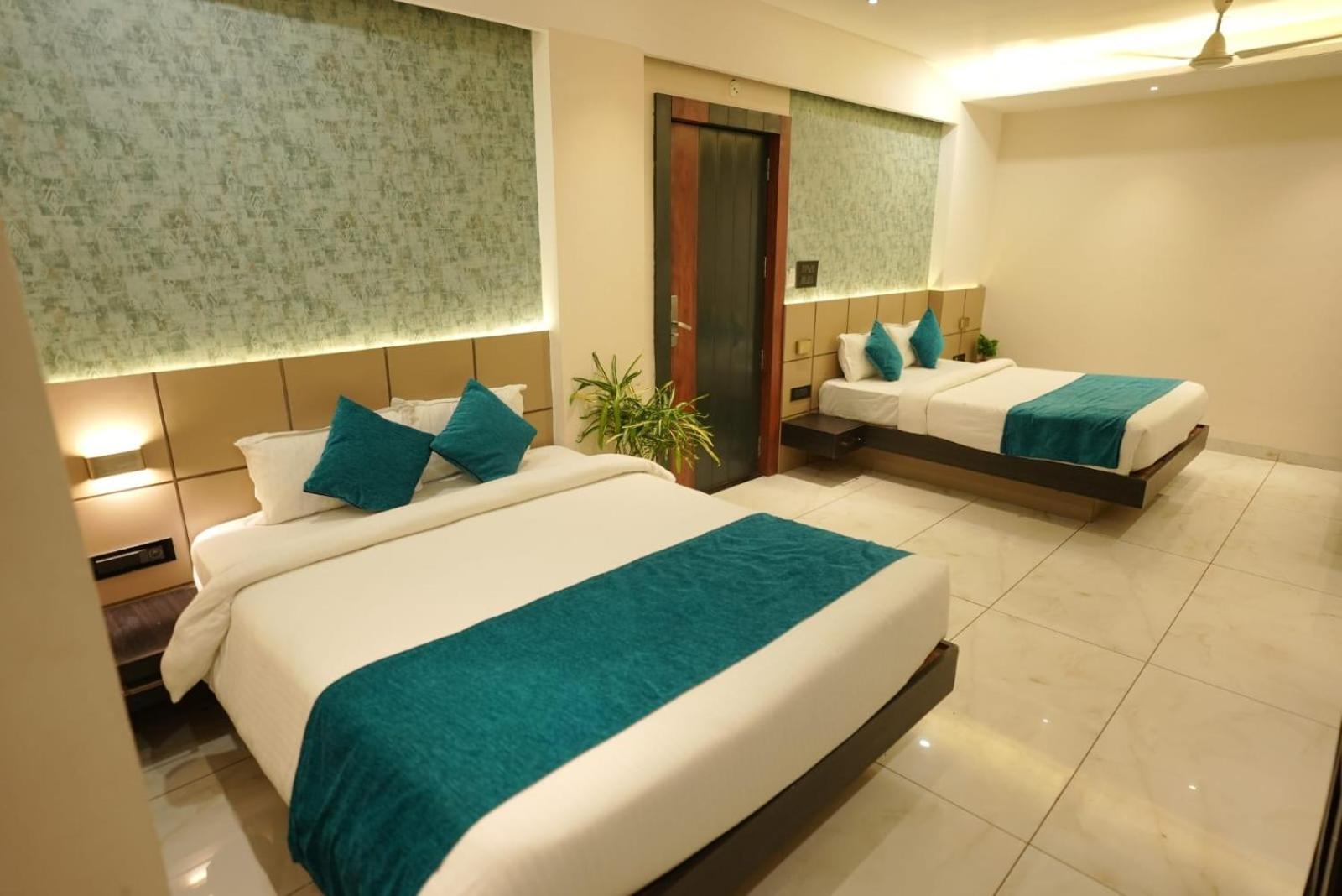 Palak Palace Hotels And Resort Бхопал Экстерьер фото